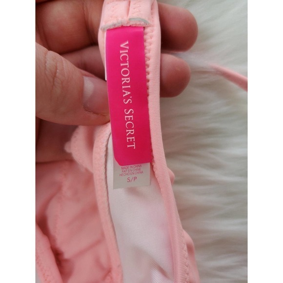 Victorias Secret Bikini Top Pink Peach Colored Ruffled Top‎ Size Small - Picture 4 of 5